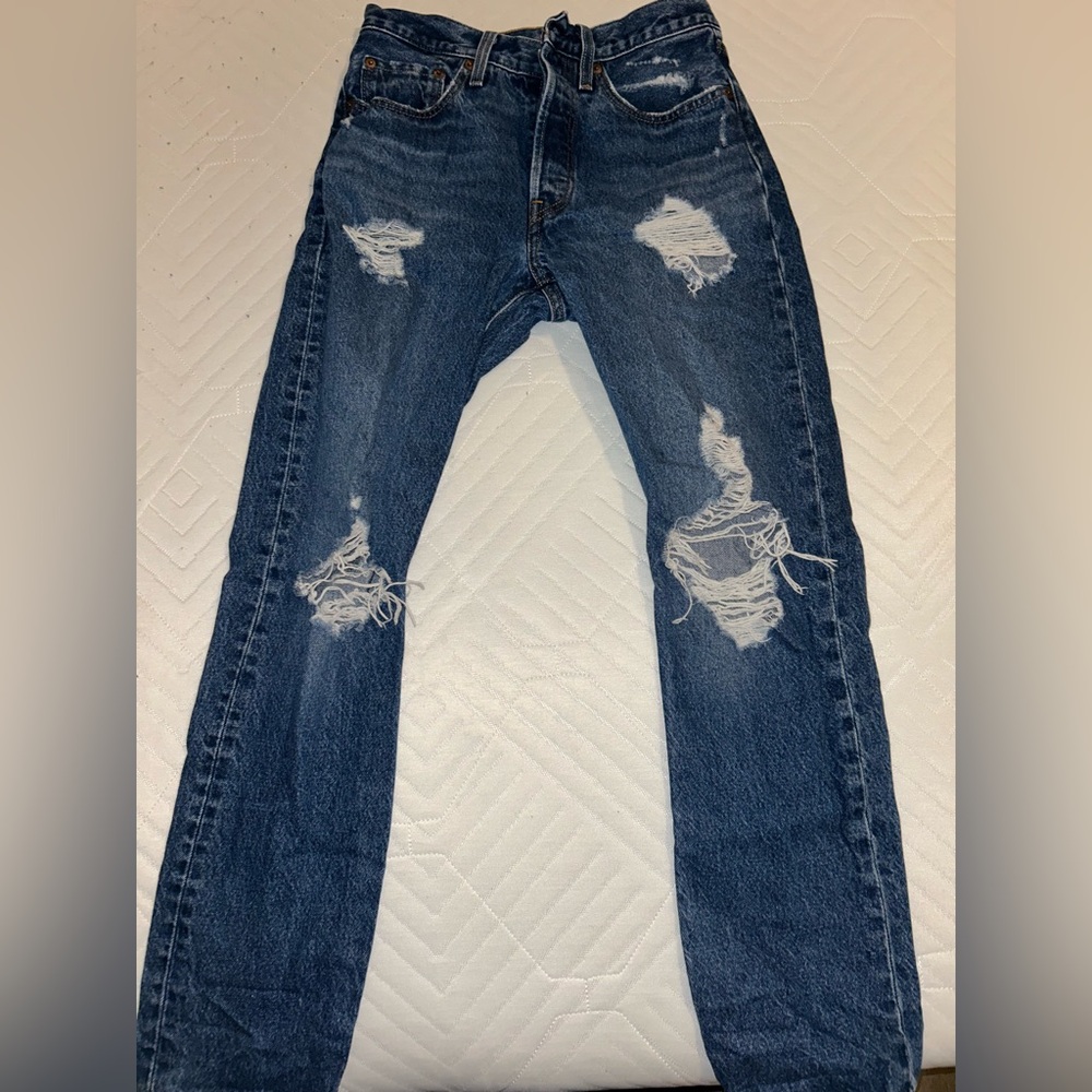 Levi's Women’s Distressed Straight Jeans - Blue